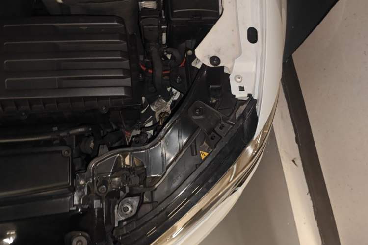 Used Audi S3 2015 S3 2.0T Limousine Engine Bay Left