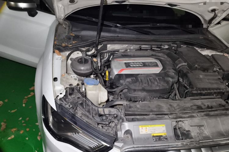 Used Audi S3 2015 S3 2.0T Limousine Engine Bay Right