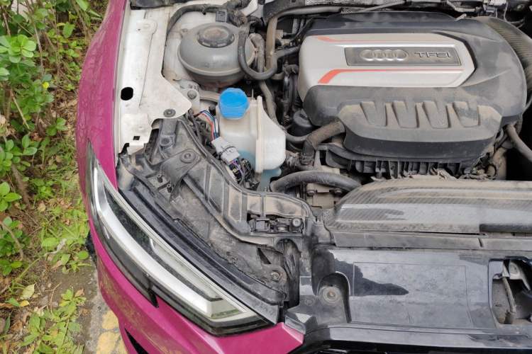 Used Audi S3 2015 S3 2.0T Limousine Engine Bay Right