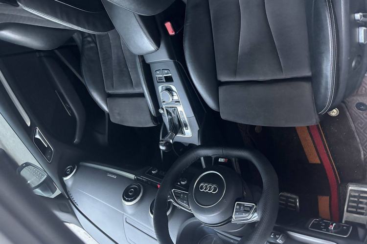 Used Audi S3 2015 S3 2.0T Limousine Interior 5