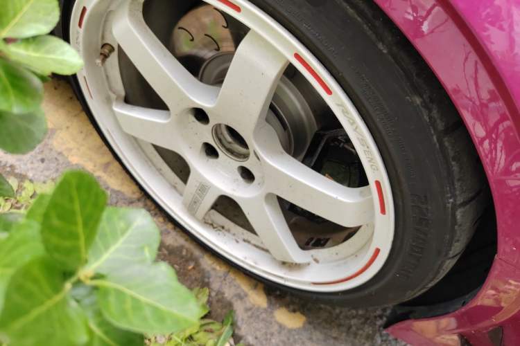 Used Audi S3 2015 S3 2.0T Limousine Right Front Wheel Hub