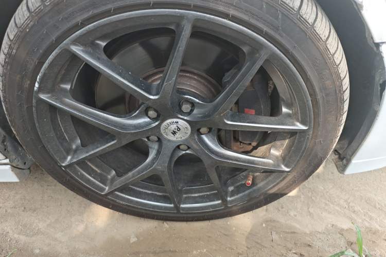 Used Audi S3 2015 S3 2.0T Limousine Right Front Wheel Hub