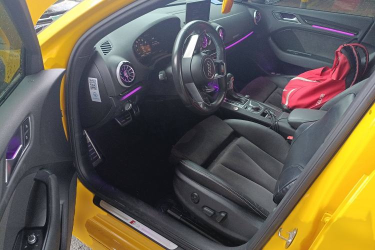 Used Audi S3 2015 S3 2.0T Limousine Interior 3