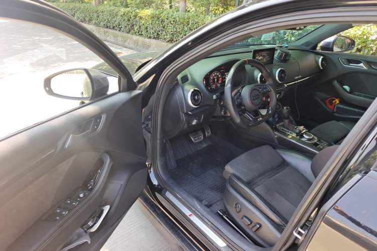 Used Audi S3 2017 Year Restyled S3 2.0T Limousine Driver Seat