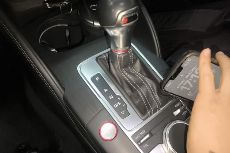 Used Audi S3 2017 Year Restyled S3 2.0T Limousine Gear Lever