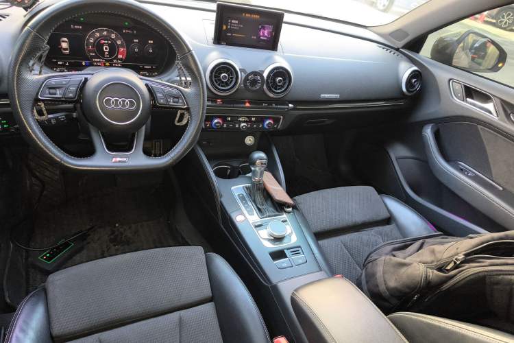 Used Audi S3 2017 Year Restyled S3 2.0T Limousine Gear Lever