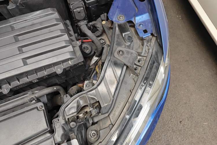 Used Audi S3 2017 S3 2.0T Limousine Engine Bay Left