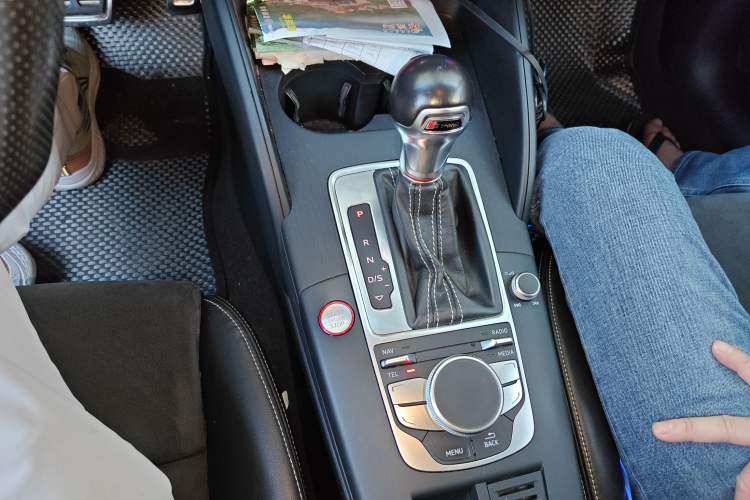 Used Audi S3 2017 S3 2.0T Limousine Gear Lever