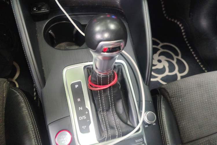 Used Audi S3 2017 Year Restyled S3 2.0T Limousine Gear Lever