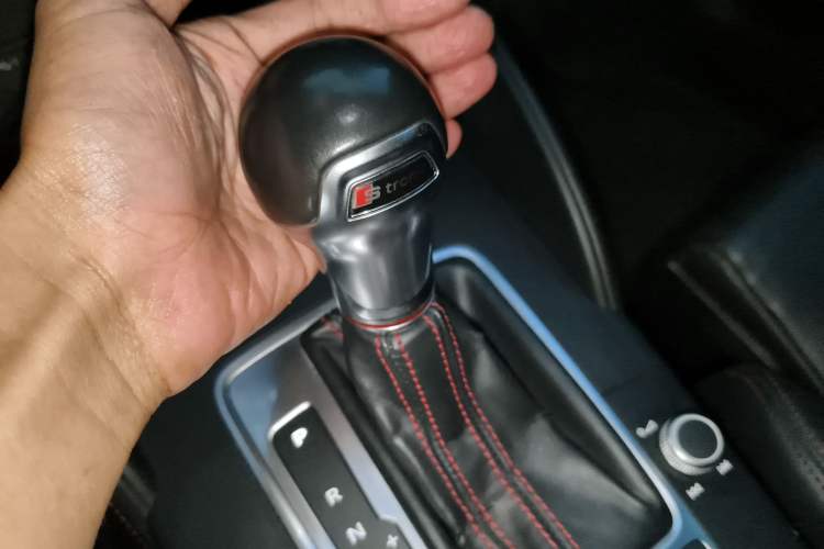 Used Audi S3 2017 Year Restyled S3 2.0T Limousine Gear Lever