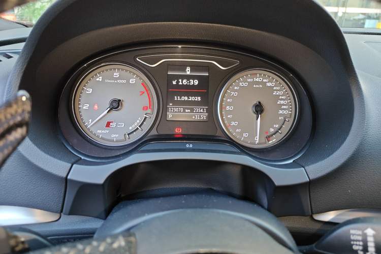 Used Audi S3 2017 S3 2.0T Limousine Instrument Cluster