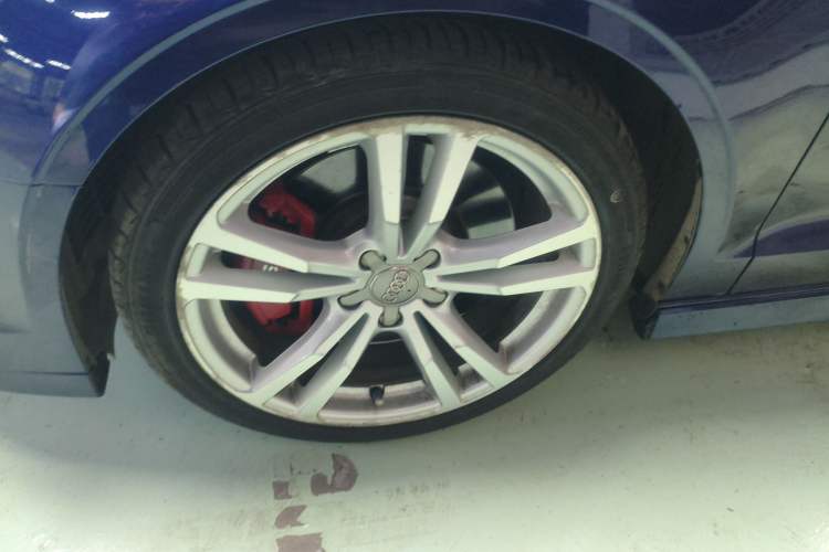 Used Audi S3 2017 Year Restyled S3 2.0T Limousine Left Front Wheel Hub