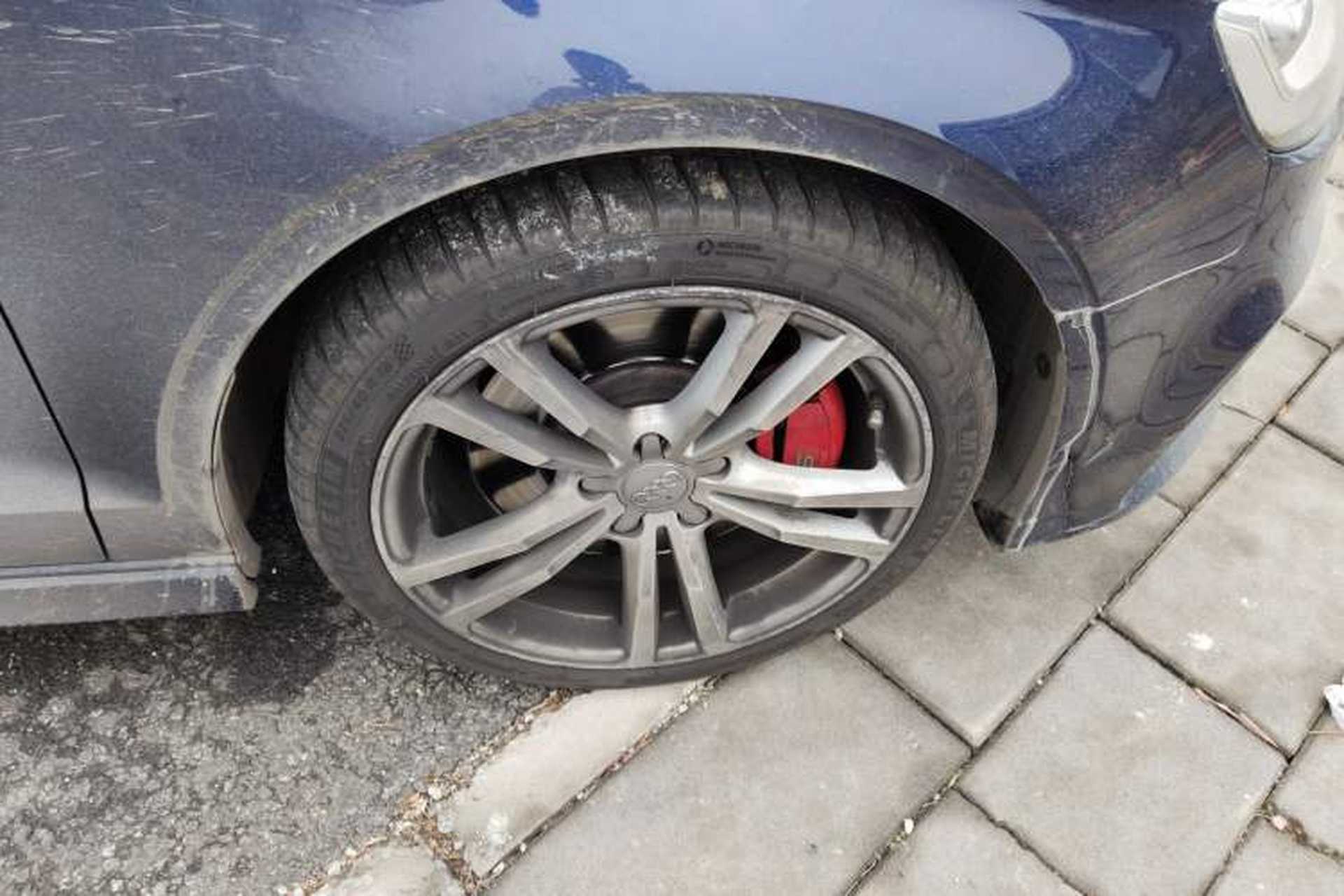 Used Audi S3 2017 Year Restyled S3 2.0T Limousine Right Front Wheel Hub