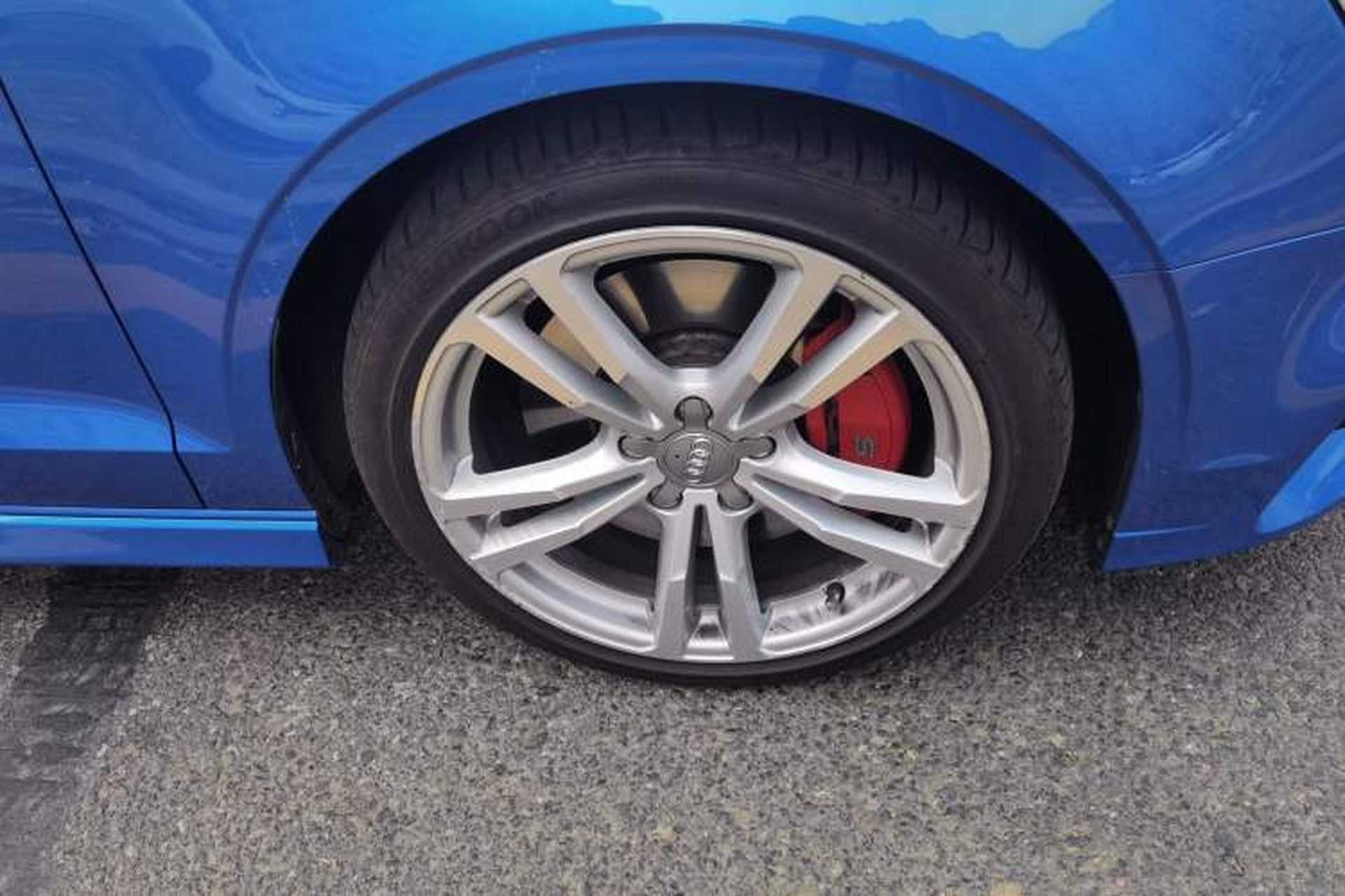 Used Audi S3 2017 Year Restyled S3 2.0T Limousine Right Front Wheel Hub