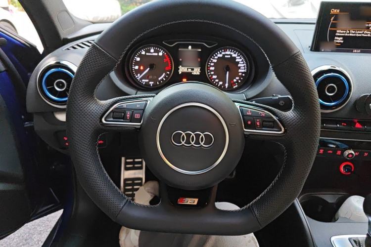 Used Audi S3 2017 S3 2.0T Limousine Steering Wheel