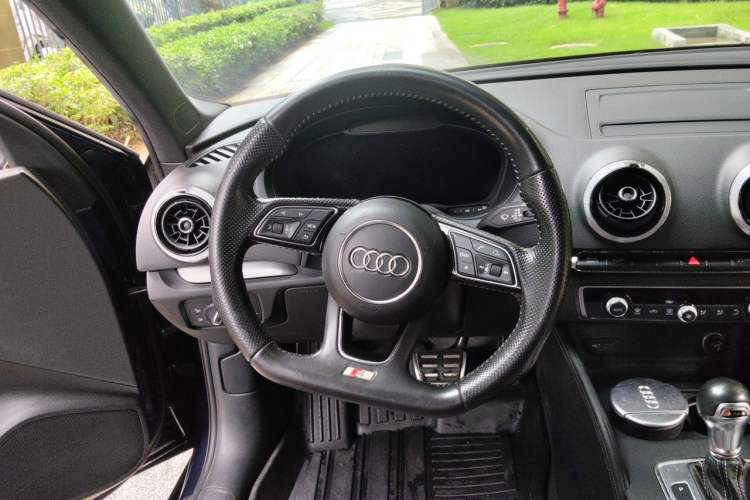 Used Audi S3 2017 Year Restyled S3 2.0T Limousine Steering Wheel