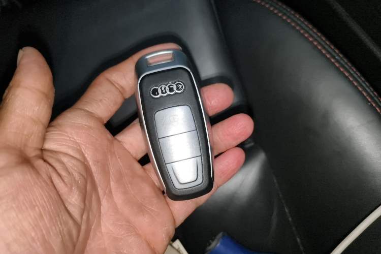 Used Audi S3 2017 Year Restyled S3 2.0T Limousine Vehicle Key