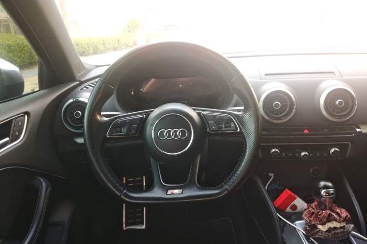 Used Audi S3 2017 Year Restyled S3 2.0T Limousine Steering Wheel