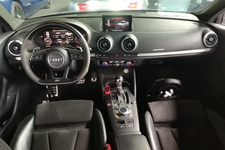 Used Audi S3 2017 Year Restyled S3 2.0T Limousine Center Console