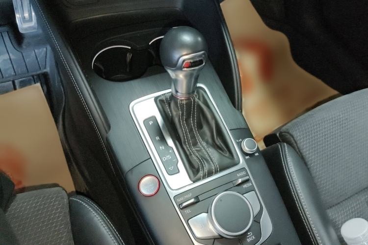 Used Audi S3 2017 Year Restyled S3 2.0T Limousine Gear Lever