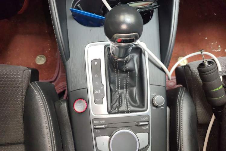 Used Audi S3 2017 Year Restyled S3 2.0T Limousine Gear Lever