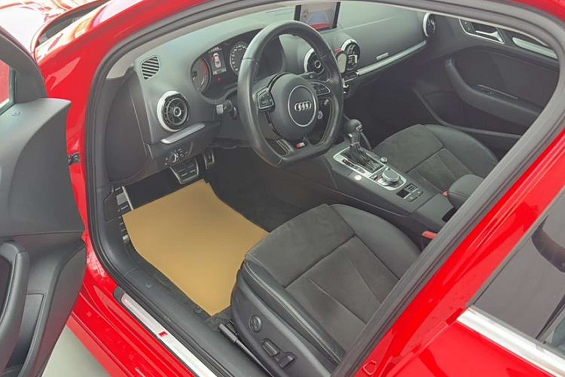 Used Audi S3 2017 S3 2.0T Limousine Interior 3
