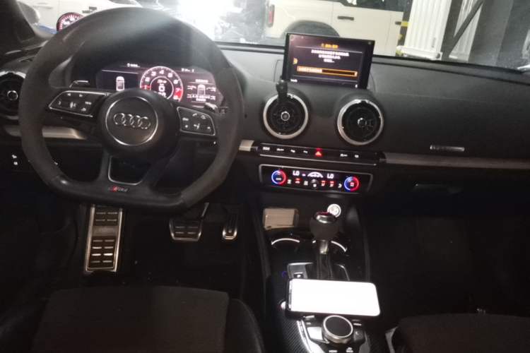 Used Audi S3 2017 Year Restyled S3 2.0T Limousine Center Console