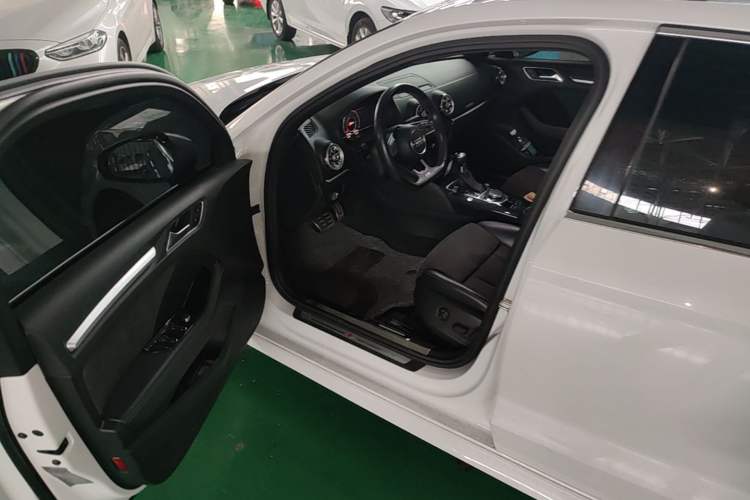 Used Audi S3 2017 Year Restyled S3 2.0T Limousine Driver Seat