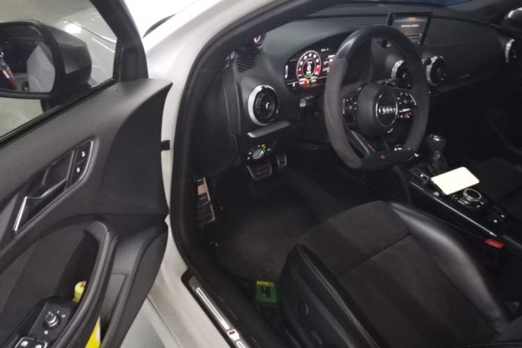 Used Audi S3 2017 Year Restyled S3 2.0T Limousine Driver Seat