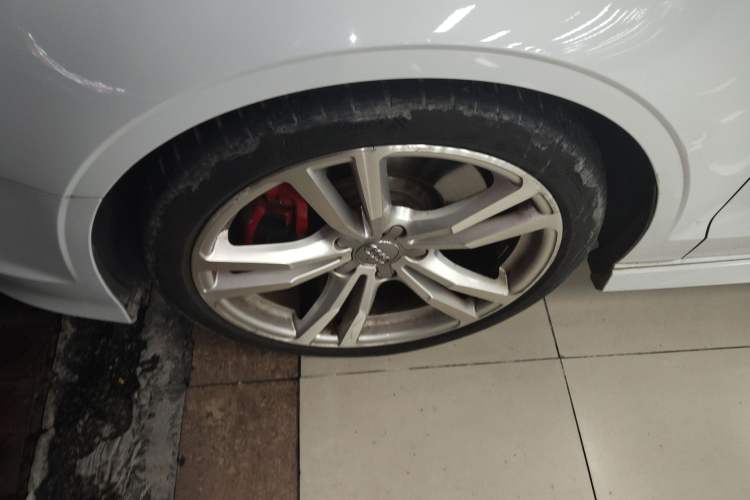 Used Audi S3 2017 S3 2.0T Limousine Left Front Wheel Hub