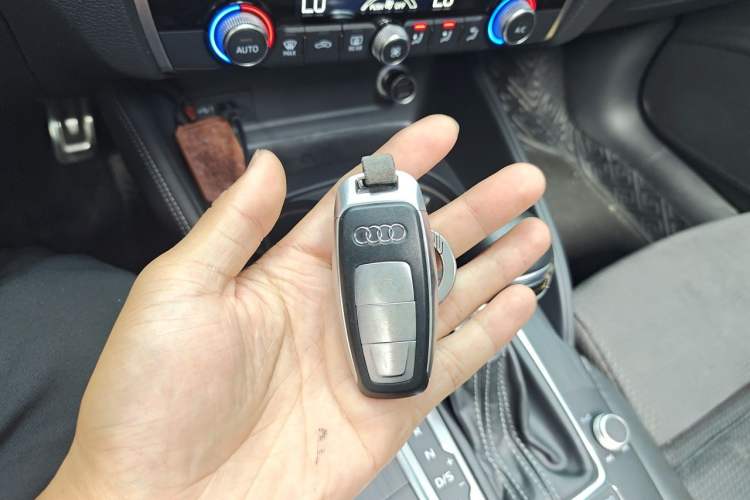 Used Audi S3 2017 Year Restyled S3 2.0T Limousine Vehicle Key