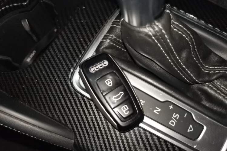 Used Audi S3 2017 Year Restyled S3 2.0T Limousine Vehicle Key