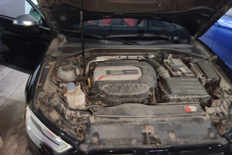Used Audi S3 2019 S3 2.0T Limousine Engine Bay Right