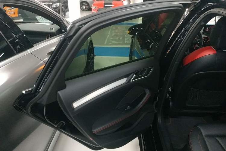 Used Audi S3 2019 S3 2.0T Limousine Interior 8