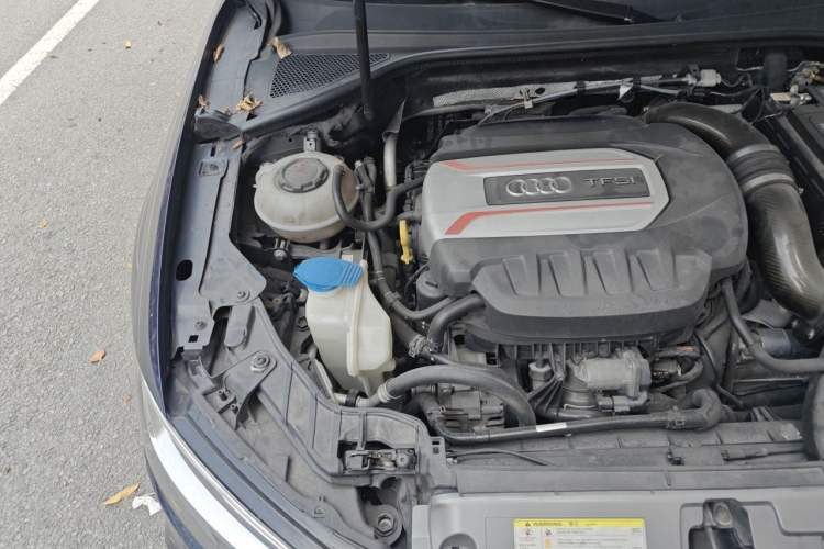 Used Audi S3 2019 S3 2.0T Limousine Engine Bay Right