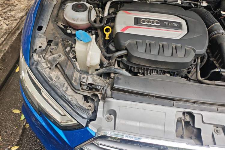 Used Audi S3 2019 S3 2.0T Limousine Engine Bay Right