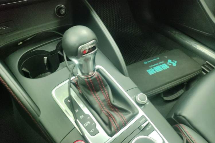 Used Audi S3 2019 S3 2.0T Limousine Gear Lever