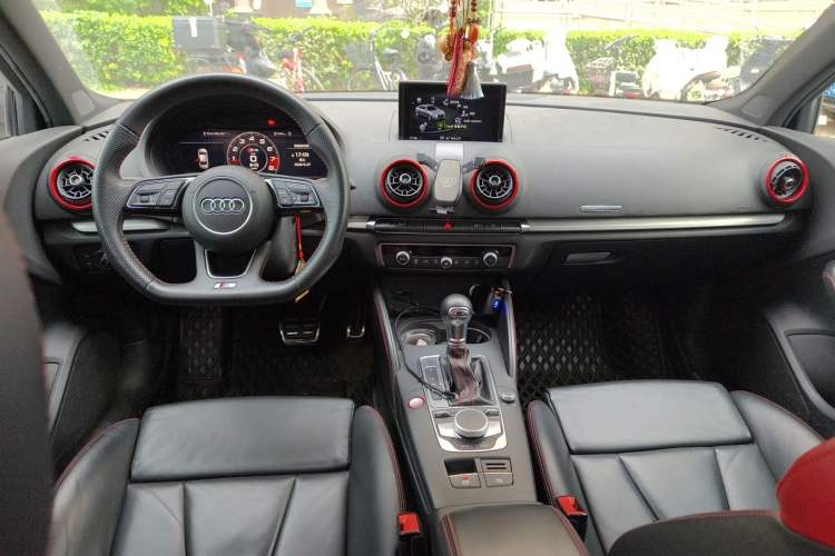 Used Audi S3 2019 S3 2.0T Limousine Interior 2