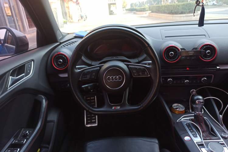 Used Audi S3 2019 S3 2.0T Limousine Steering Wheel
