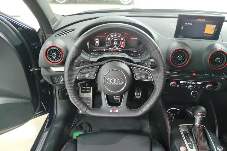 Used Audi S3 2019 S3 2.0T Limousine Steering Wheel
