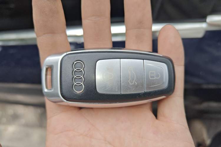 Used Audi S3 2019 S3 2.0T Limousine Vehicle Key
