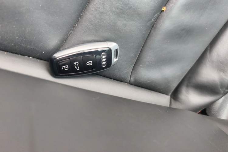 Used Audi S3 2019 S3 2.0T Limousine Vehicle Key