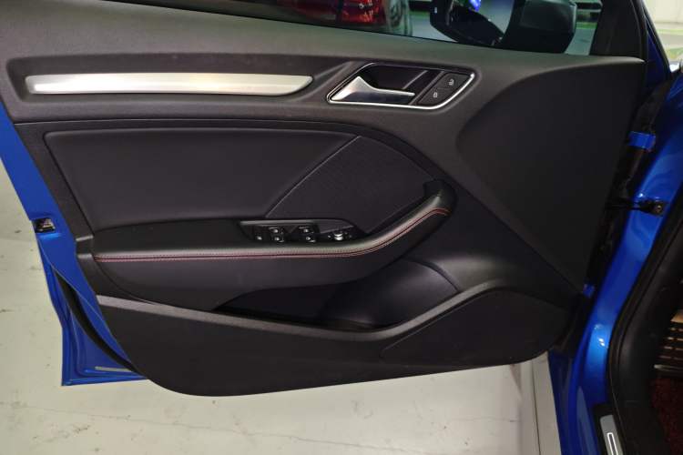 Used Audi S3 2019 S3 2.0T Limousine Interior 8