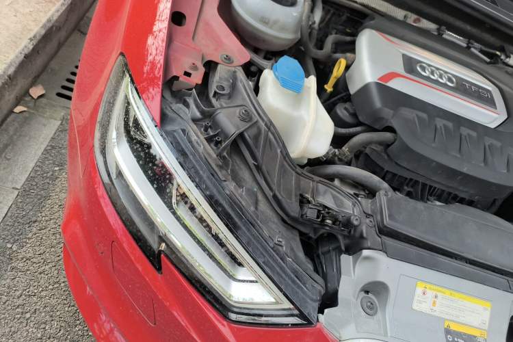Used Audi S3 2019 S3 2.0T Limousine Engine Bay Right