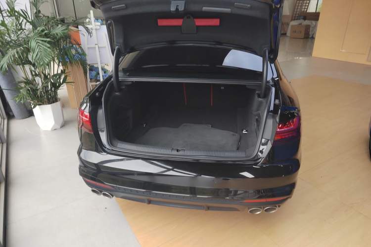 Used Audi S4 2023 S4 3.0TFSI Trunk