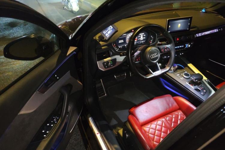 Used Audi S4 2018 S4 3.0TFSI Driver Seat