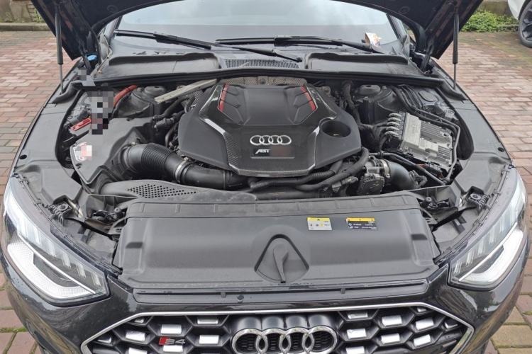 Used Audi S4 2018 S4 3.0TFSI Engine Bay