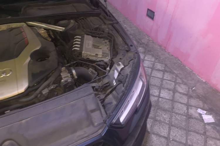 Used Audi S4 2018 S4 3.0TFSI Engine Bay Left