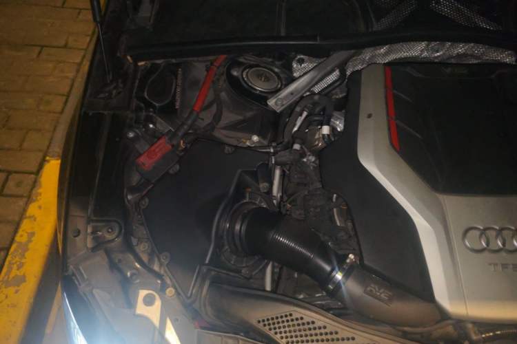 Used Audi S4 2018 S4 3.0TFSI Engine Bay Right