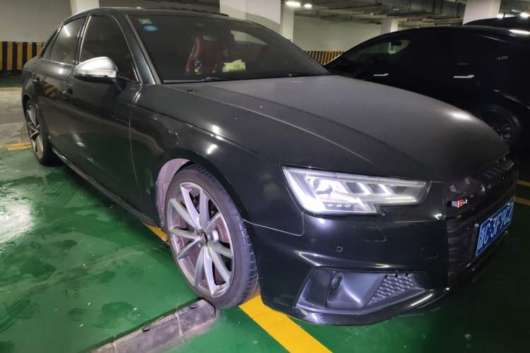 Used Audi S4 2018 S4 3.0TFSI Front Right 45 Deg